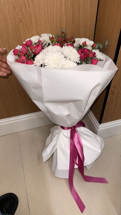 Букет кустовых роз