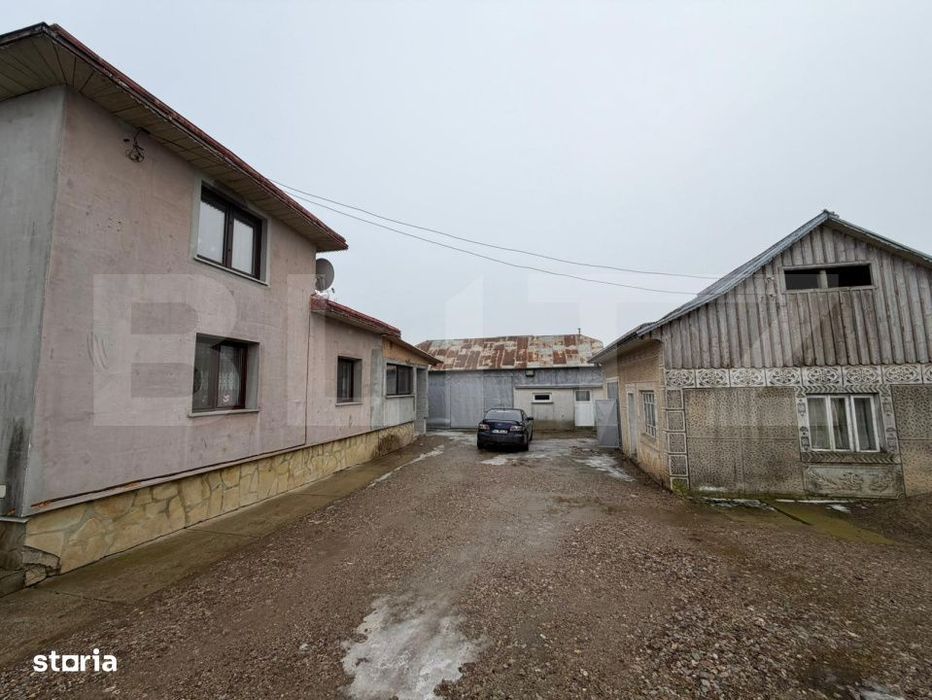 Casa si un teren de 3000mp, Mitocul Dragomirnei