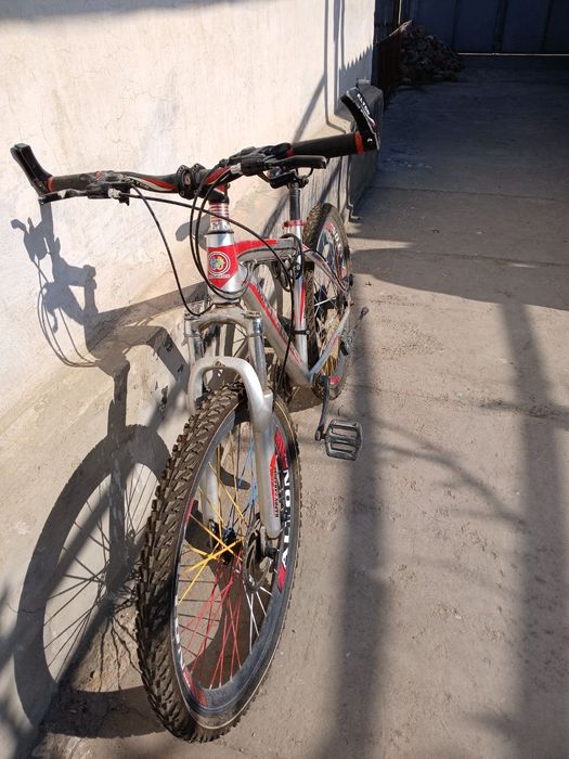 Велосипед сотилади скоростной