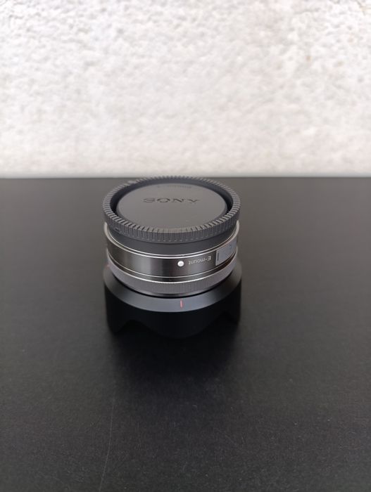 Obiectiv  sony 16 mm f2.8  e mount