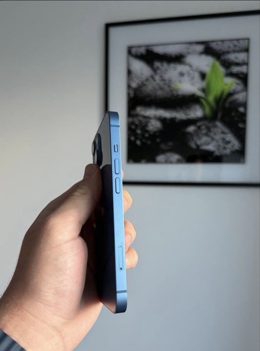 Айфон 13 продам