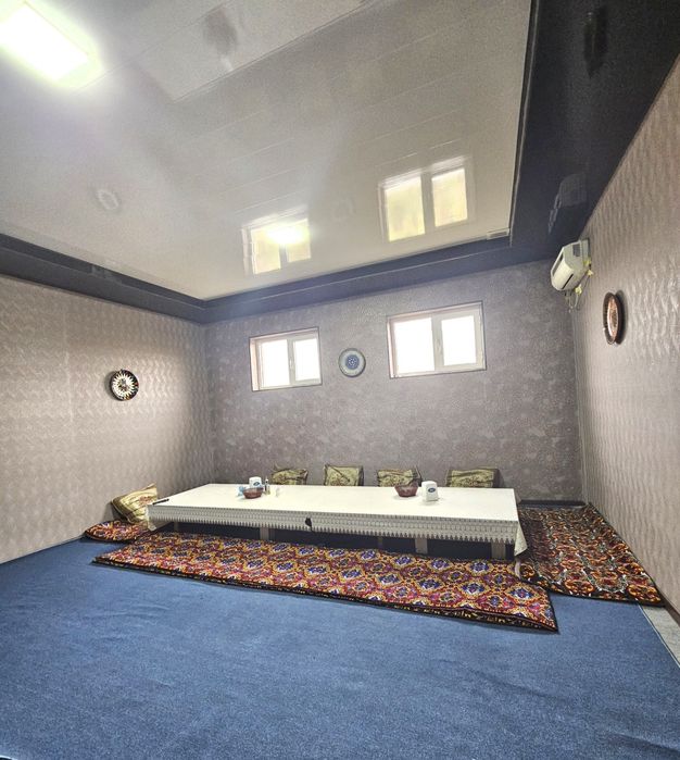 Продаётся действующее кафе в центре Кибрая.