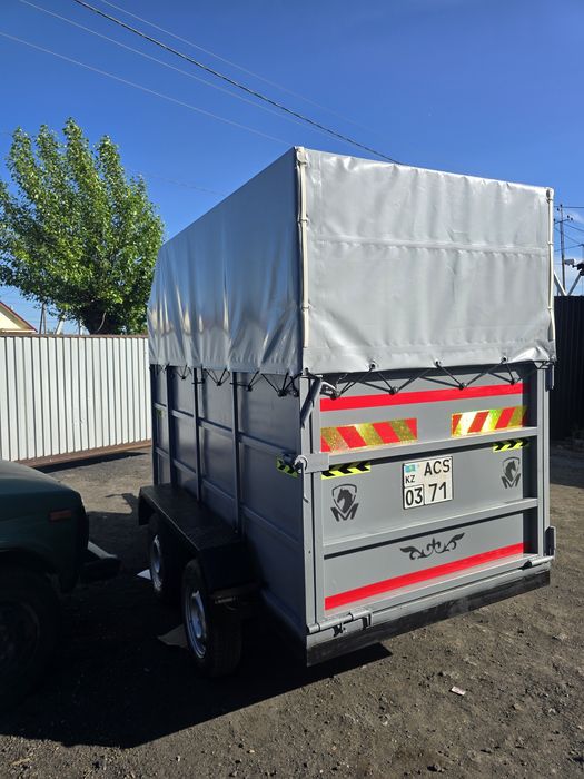 Продам прицеп коневозка