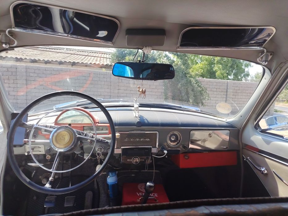 Gaz 21 Volga (Antikvar) legenda