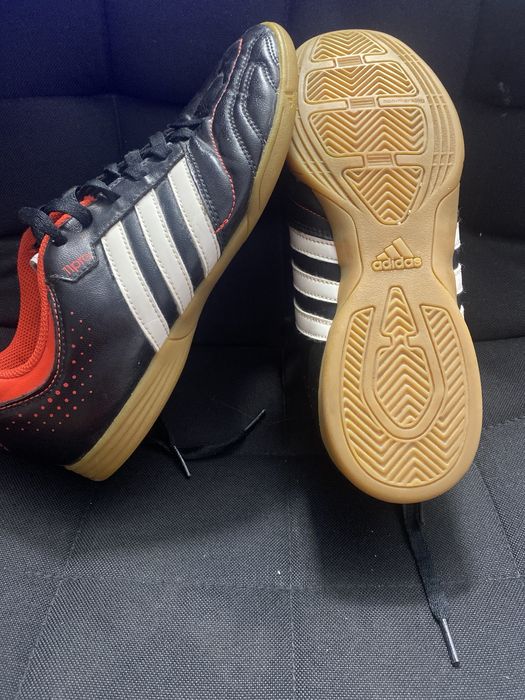 Papuci fotball adidas 11pro