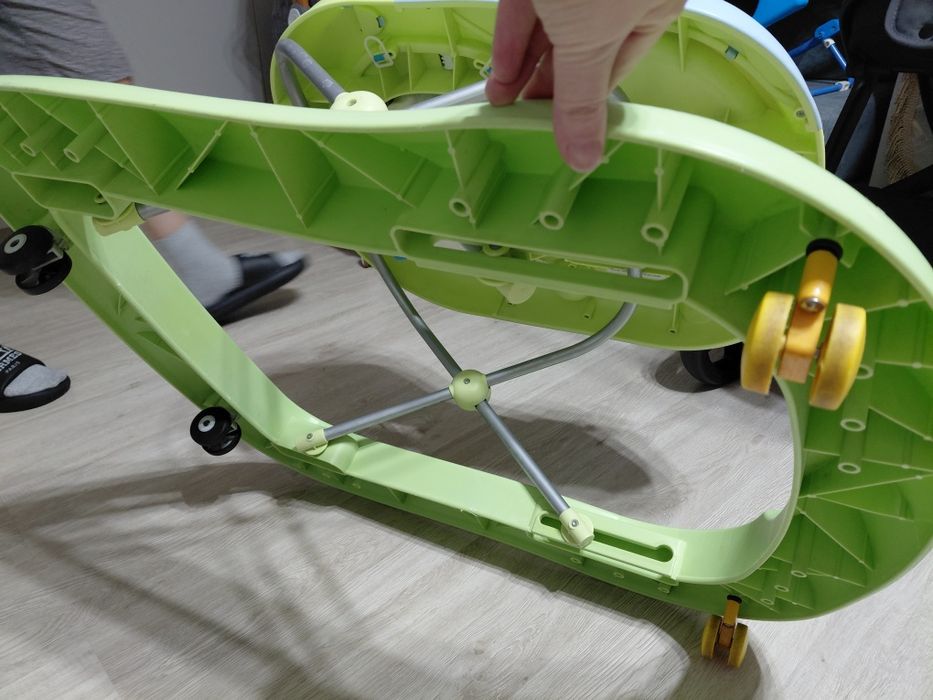 Ходунки Chicco DJ Baby Walker