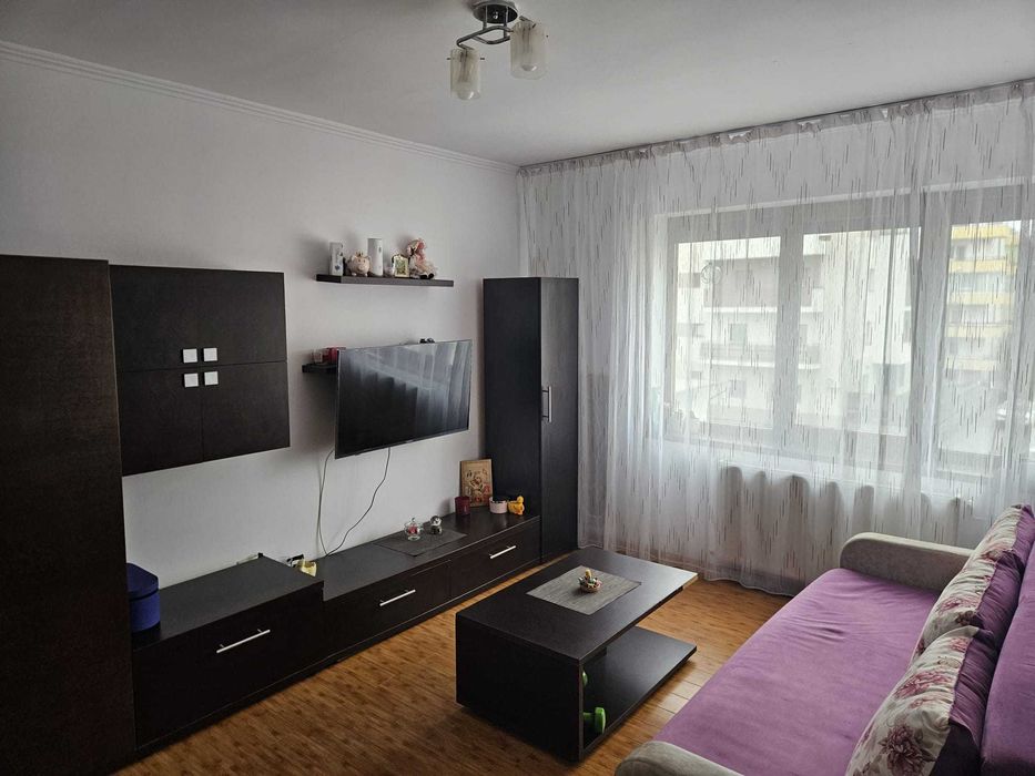 Vand Garsoniera Str Traian Pitesti