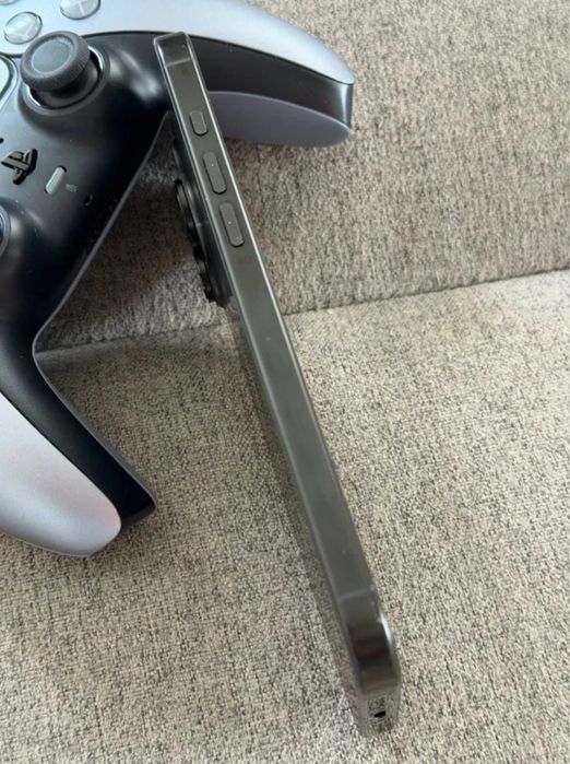 Срочно продам айфон 15 про 128гб