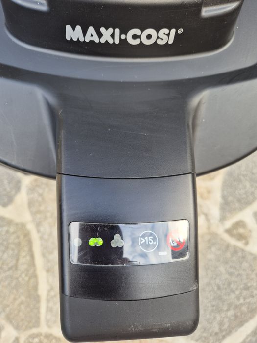 Столче за кола Maxi cosi Coral 360+FamilyFix3+ Адаптори