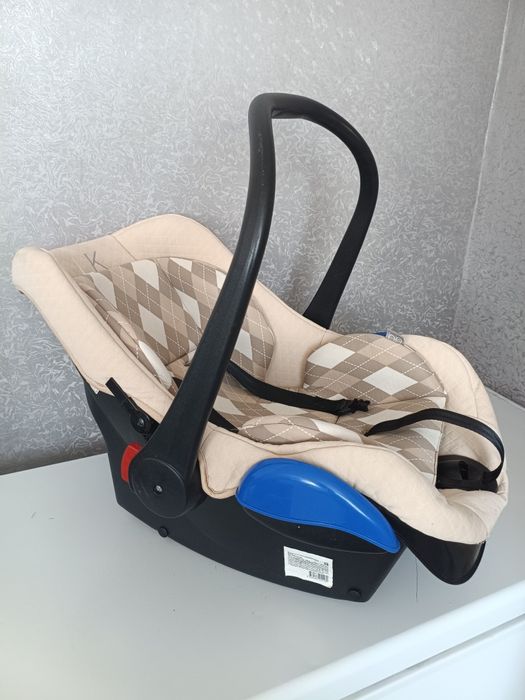 Детское автокресло