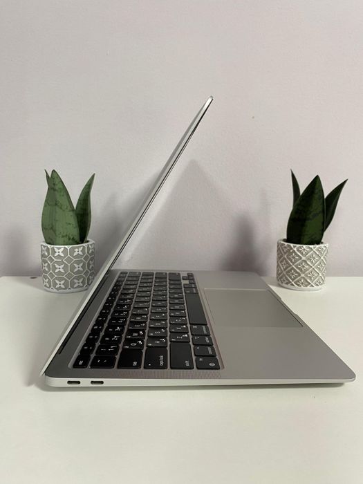 Мак бук aire чип М1