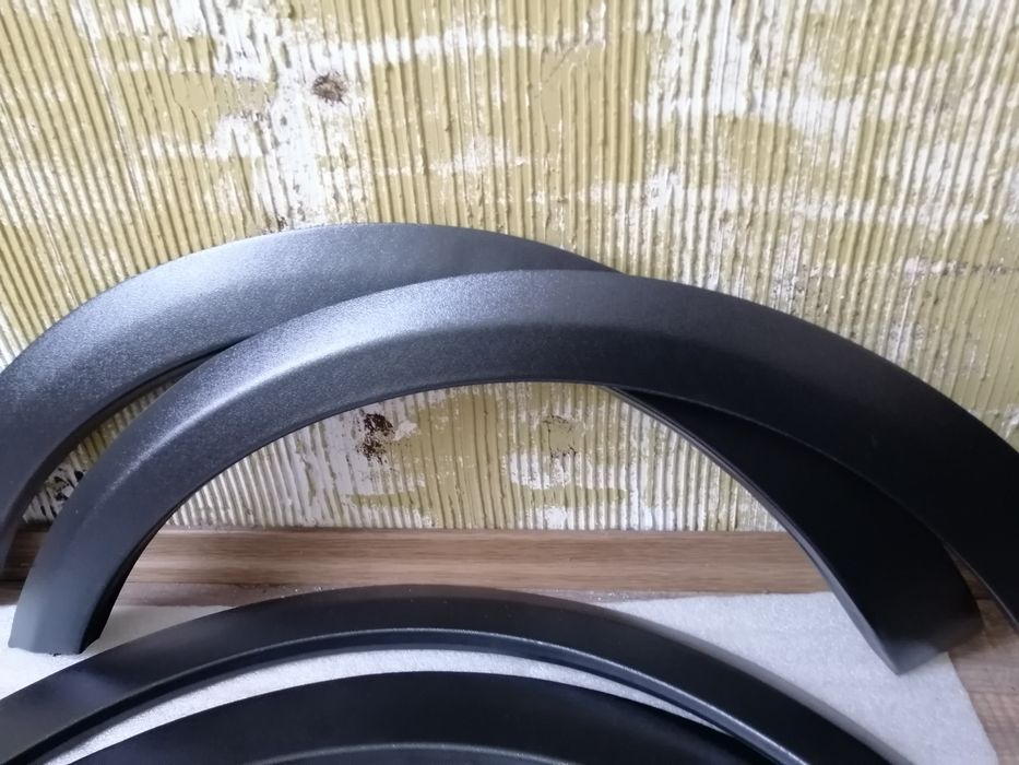 Vw Golf 5 pvc вежди  пластмасови лайсни калник Golf V , Голф 5 03 - 09