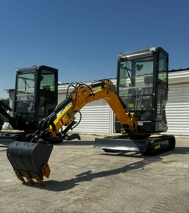 Нов мощен мини багер Kubota