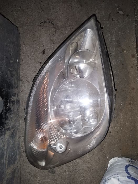 Far  dreapta Mercedes sprinter 2008