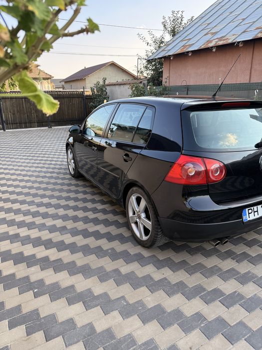 VOLKSWAGEN Golf 2006 — imagine 5
