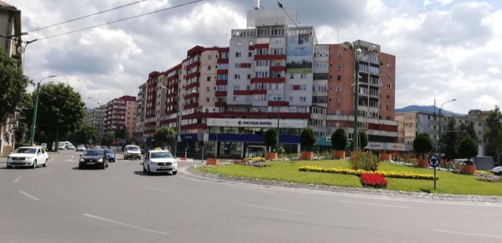 Proprietar închiriez apartament 2 camere - Spitalul Judetean — fotografia 1