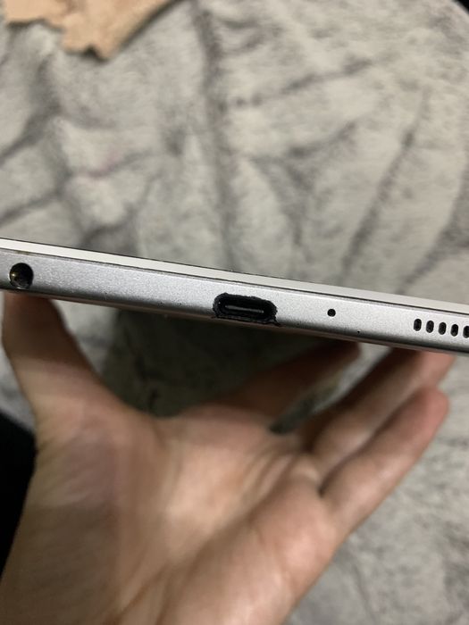 Продам планшет samsung