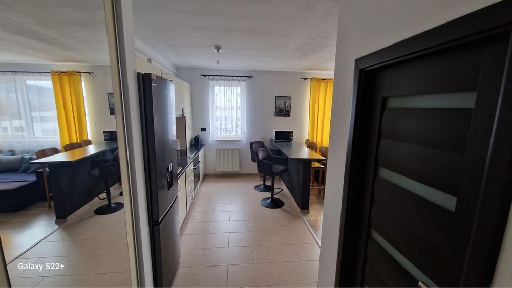 Inchiriere apartament Floresti