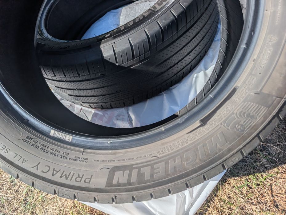 Michelin primacy all season 235/55/19
