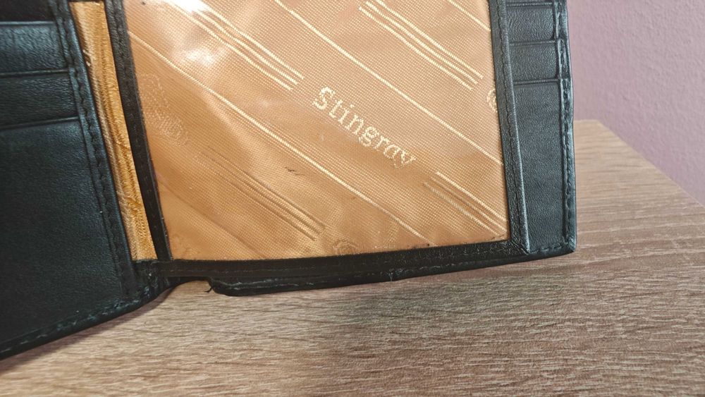 Кожа от СКАТ портфейл PELGIO Тайланд