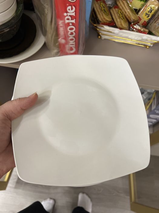 Продам посуды 12 персон