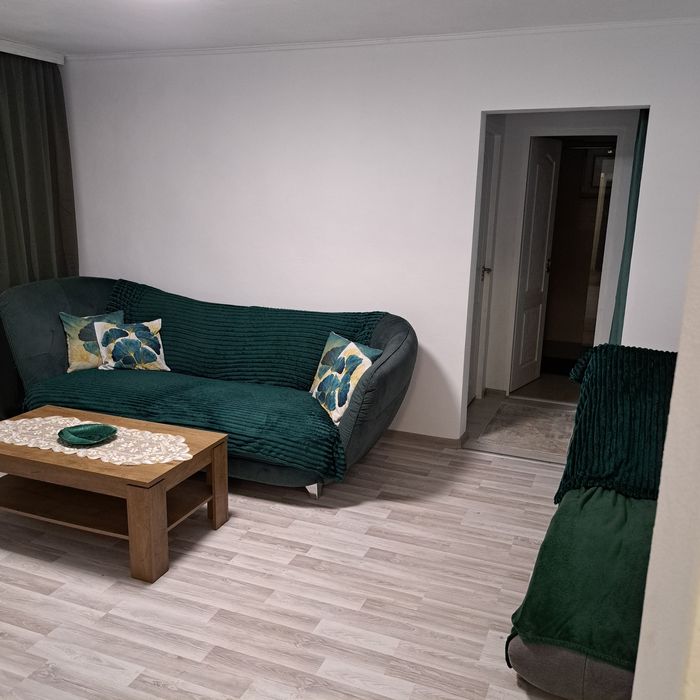 Vând apartament 2 camere romanilor