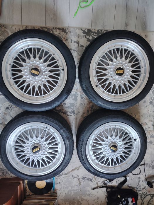 Комплект колес R17 BBS RS (Flow Form) + летние шины 225/45R17 Triangle