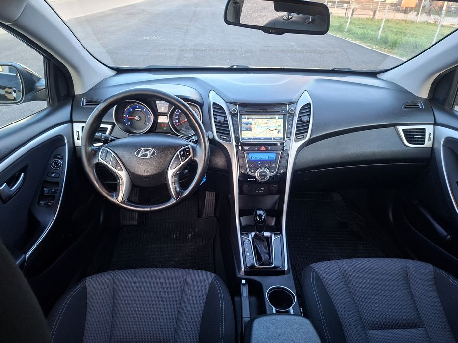 HYUNDAI I 30 GO 1.6 CRDI  Euro 6  Xenon 2019.06