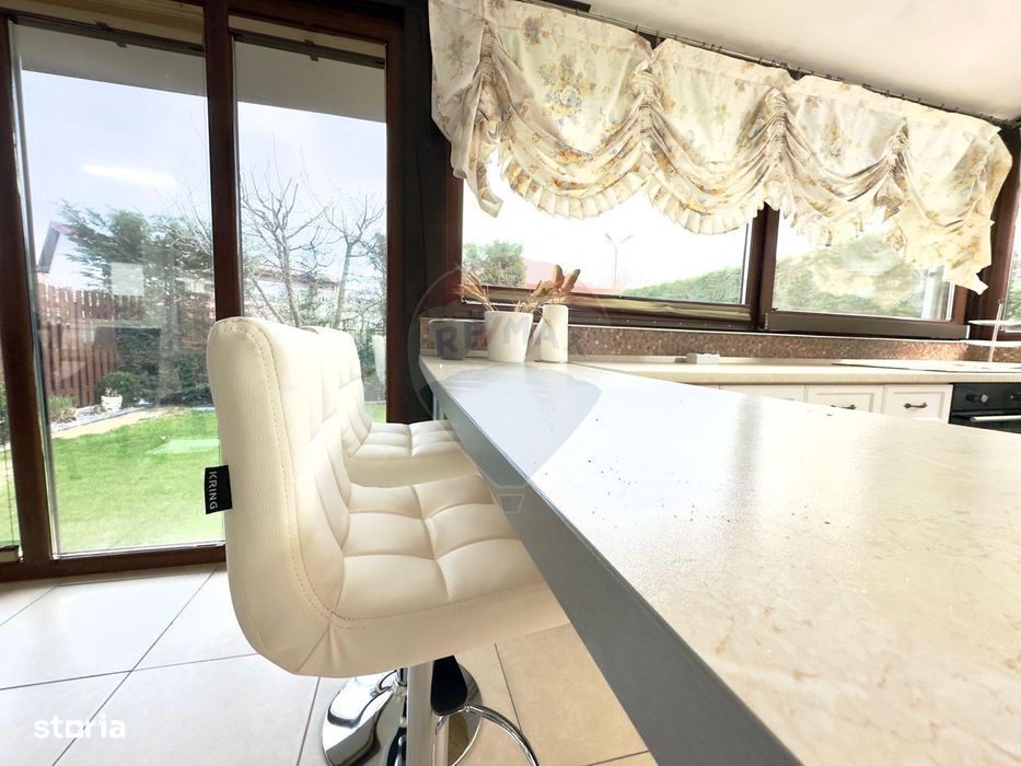 Casă cu 3 camere de închiriat în cartierul Europa