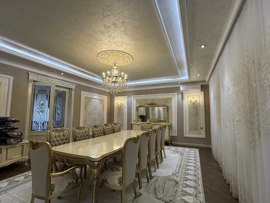 Срочная продажа элитного дома в Яккасарайском районе 3-х этажный дом