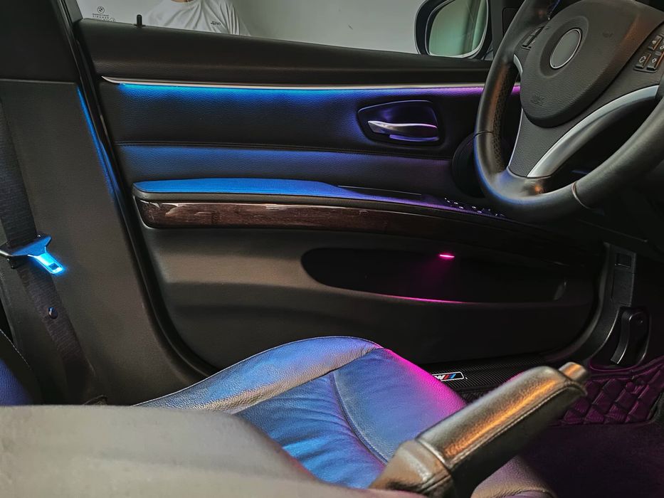 Kit lumini Ambientale RGB 18 in 1, bluetooth prin aplicatie pe telefon, compatibilitate universala, 12V DC