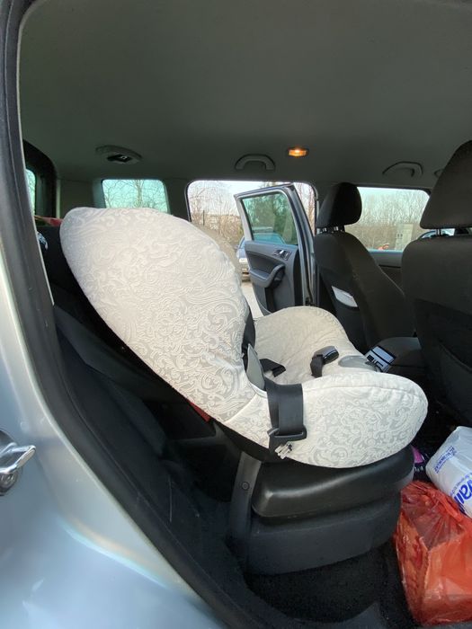 Автокресло maxi cosi 0,9 до 4 лет