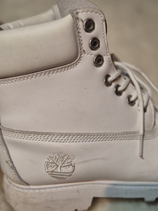 Ghete Timberland din piele premium – alb