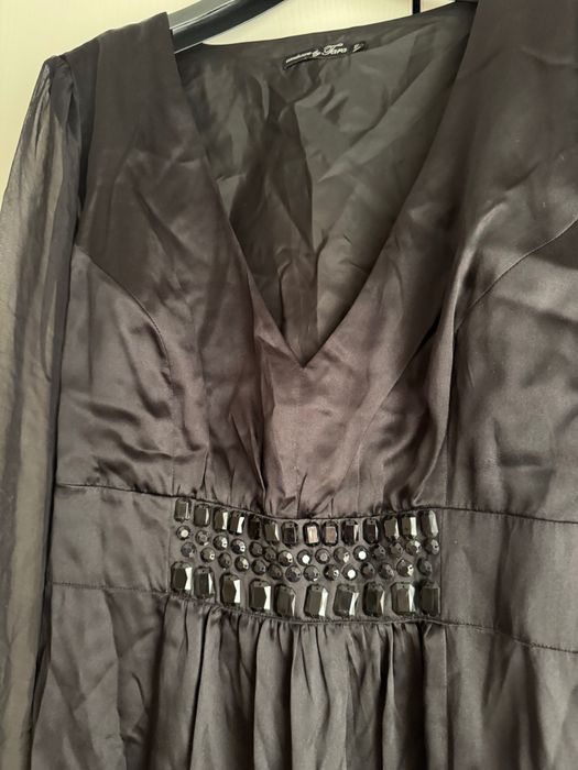 Черна сатенена рокля размер 42 (L)