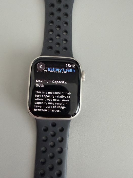 Apple Watch Series 9 41mm GPS + Cellular eSIM | 88% baterie | Cutie + curele