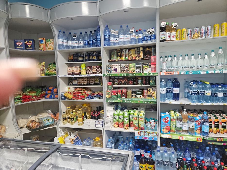 Продам оборудование для магазина