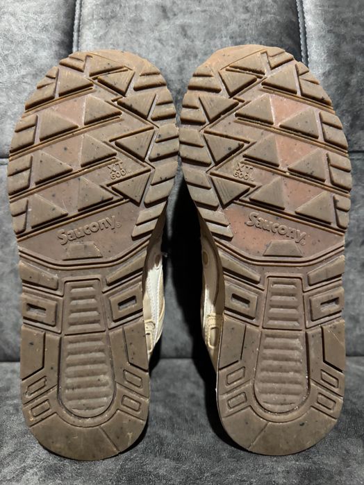 Мъжки обувки Saucony.