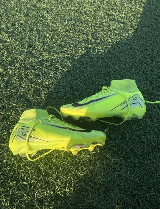 Бутсы Nike Mercurial