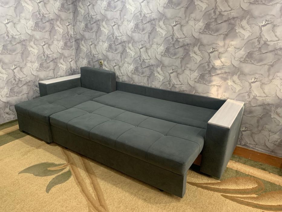 Диван в шикарном состоянии