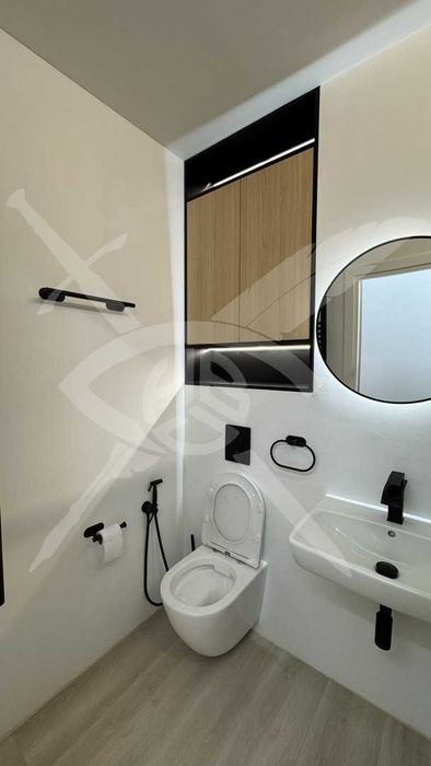 Дава се под наем Четиристаен апартамент в София, Оборище - 130 кв.м за 1680 € - Снимка #14