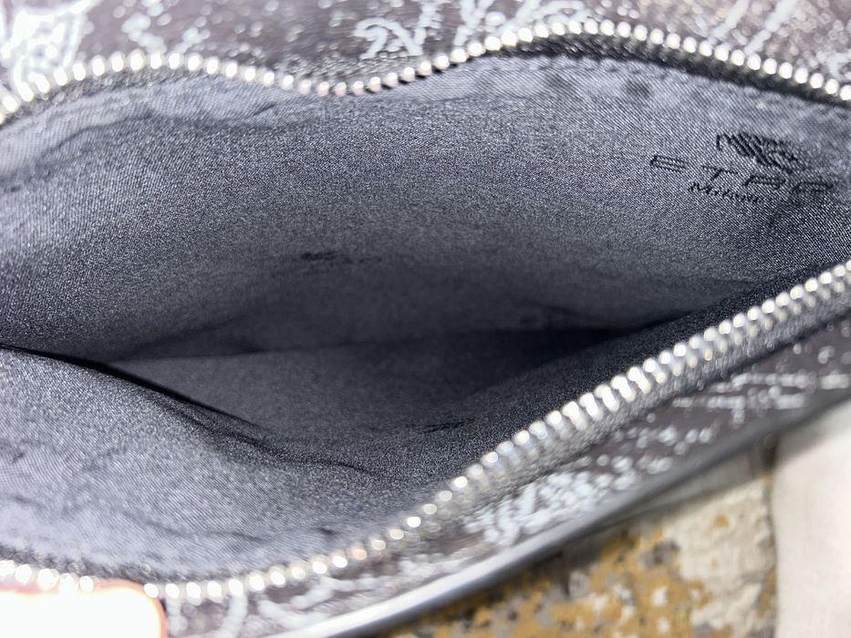 Барсетка ETRO черным ремешком