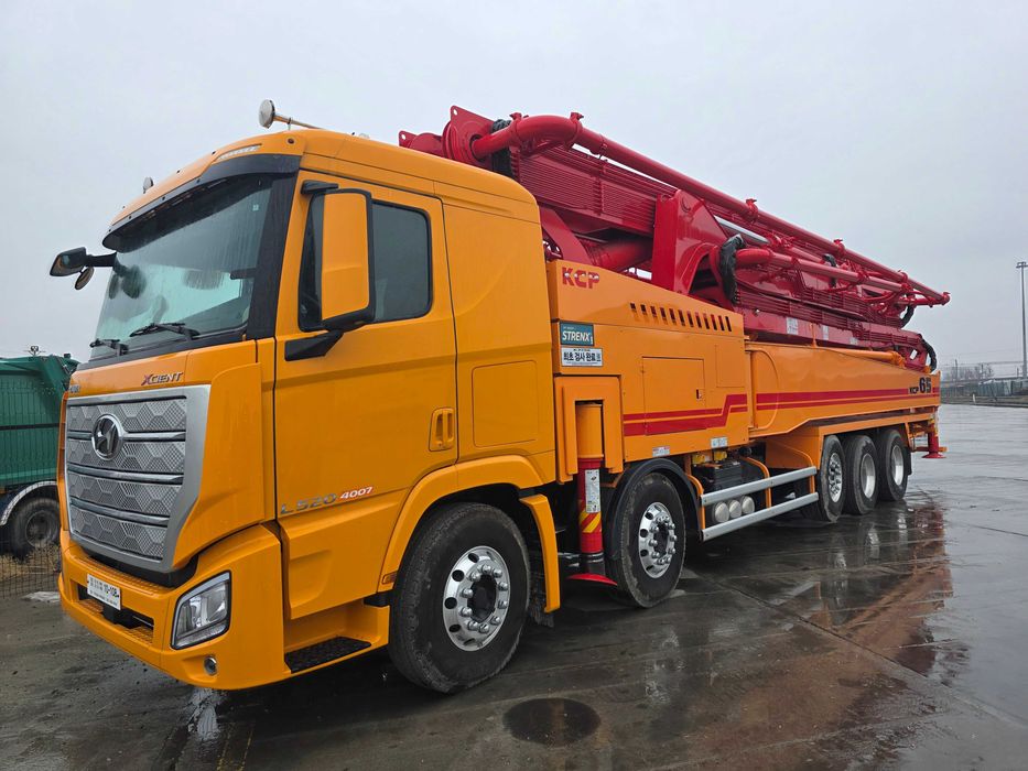 Автобетононасос KCP65ZX6170 (65м) на HYUNDAI XCIENT