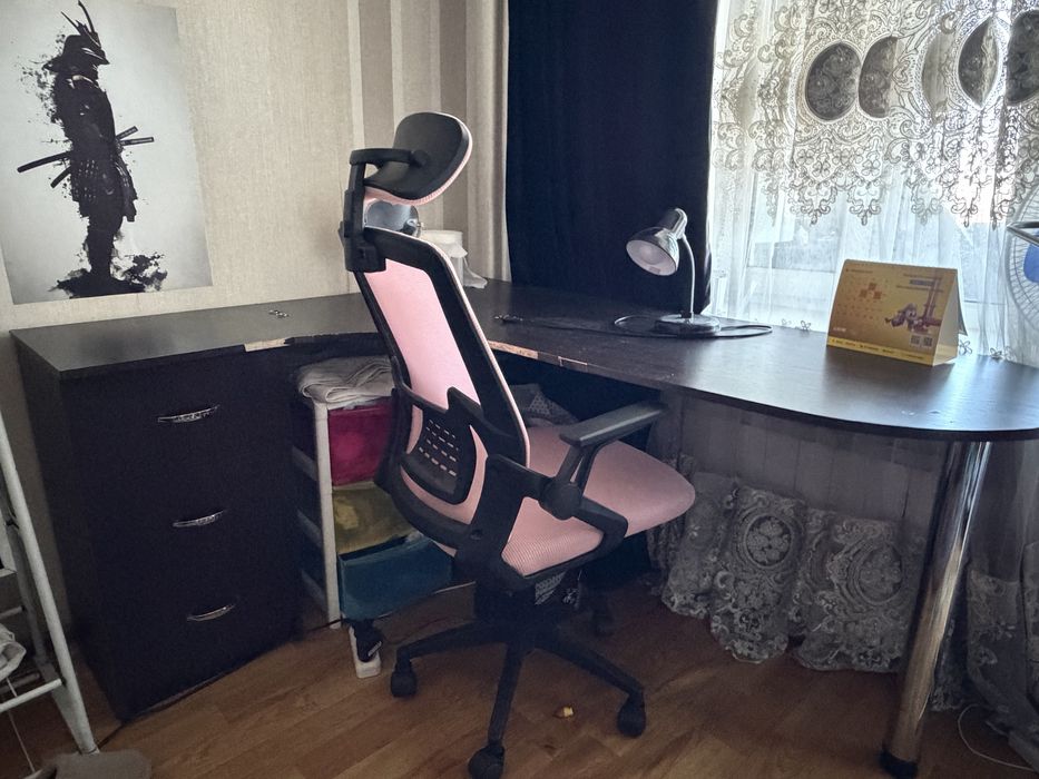 отдам стол бесплатно
