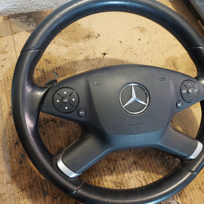 Волан с пера Мерцедес Е клас 212 / Mercedes E class w212