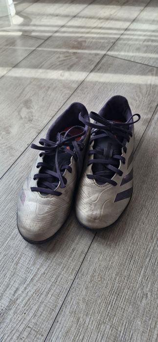 Ghete fotbal adidas predator 36 2/3