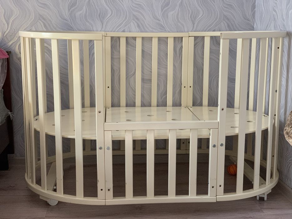 Продам детскую кроватку трансформер