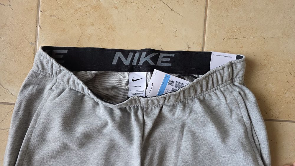 NIKE dri-FIT pantaloni, marimea M