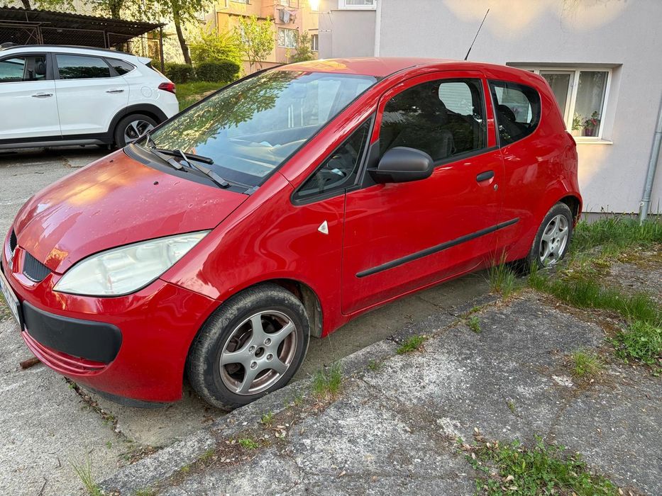 Mitsubishi Colt benzina