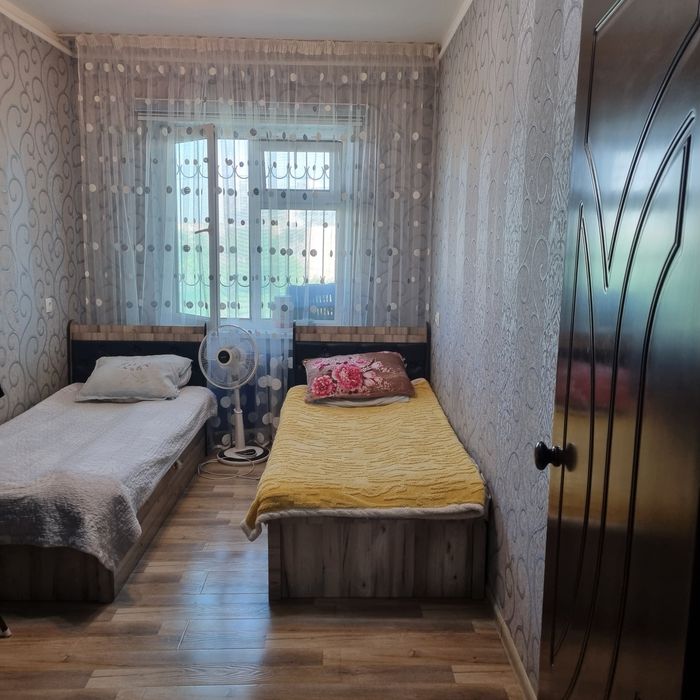 Продаётся своя 4-х комнатная квартира