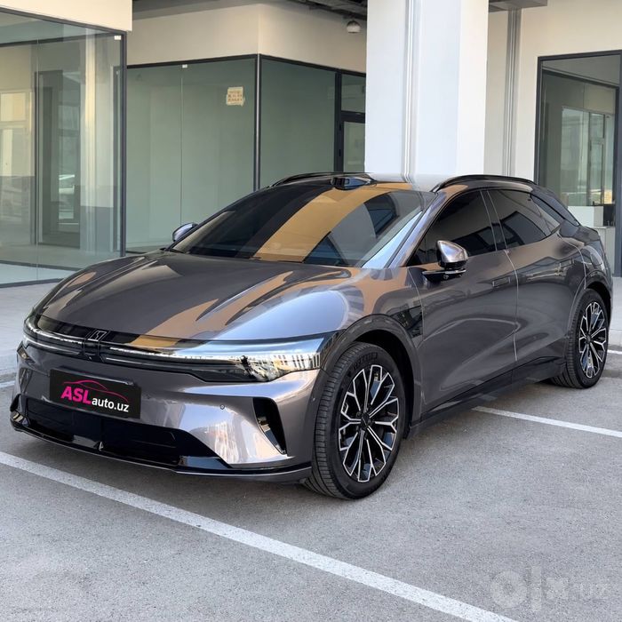 Zeekr 007 GT RWD 2025 йил